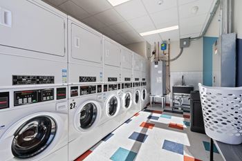 Laundry center